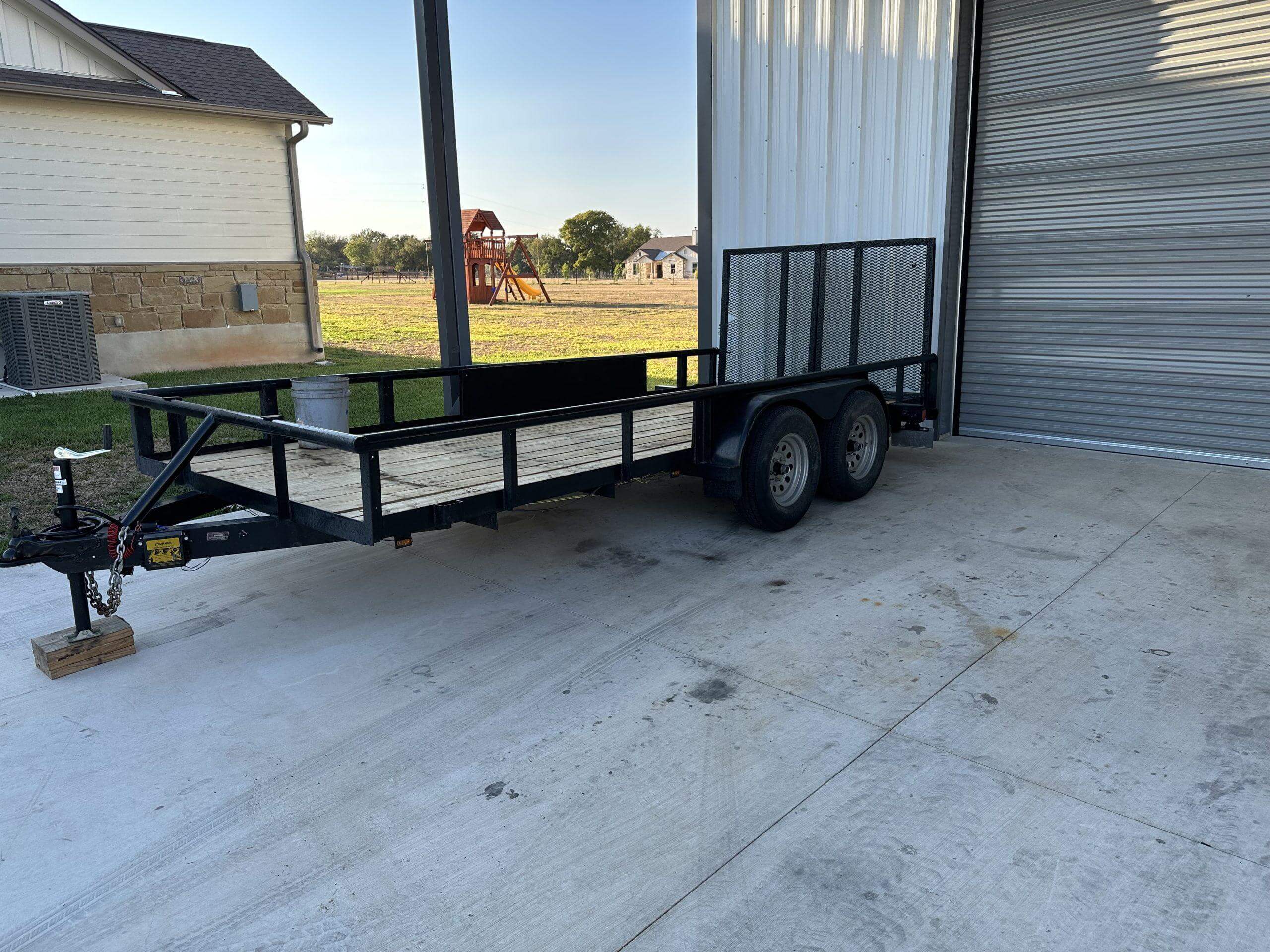 16 FT UTILITY TRAILER W/ BRAKES myTrailer