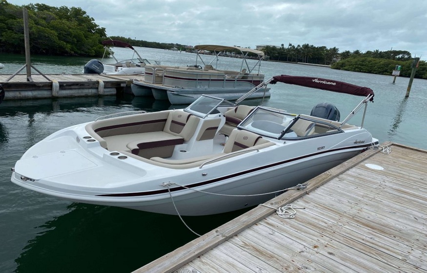 Essential Tips to Follow While Renting a Boat