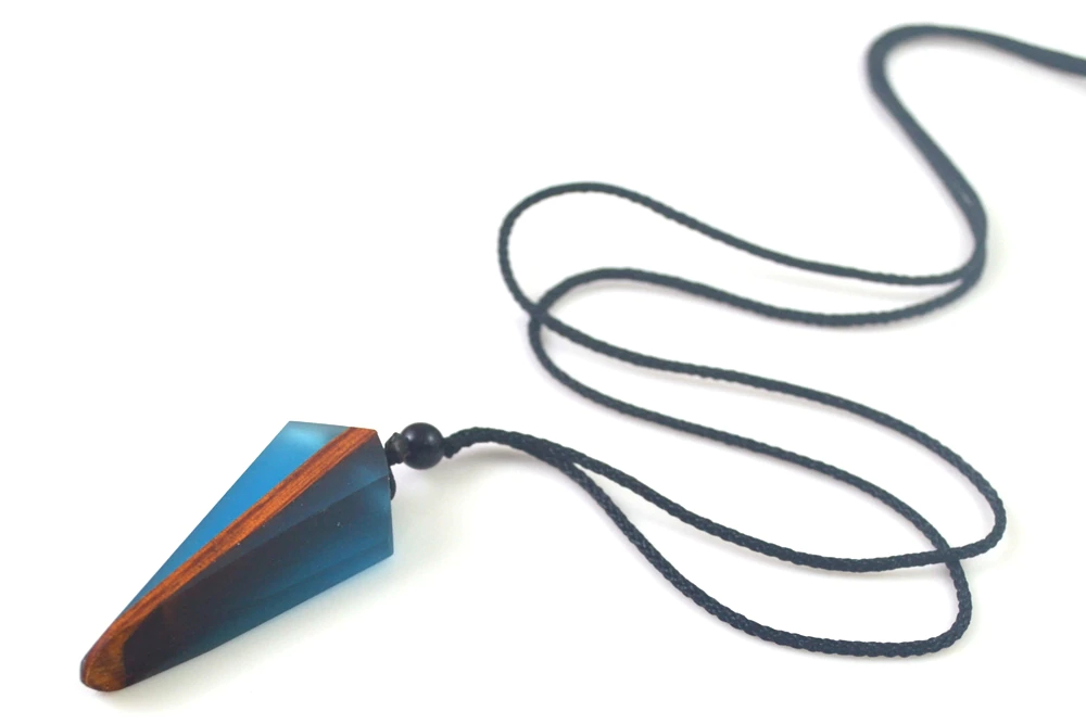 men'woman s Vintage wood resin necklace
