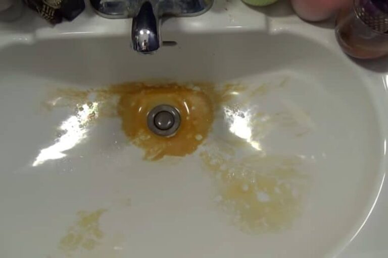 How to Remove Yellow Stains from Bathroom Sink