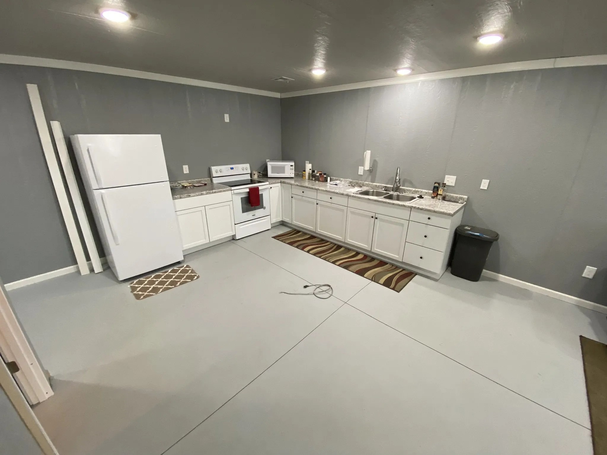 103 SE 3rd St, Kirwin, KS Family Sporting Lodge at Kirwin Lake