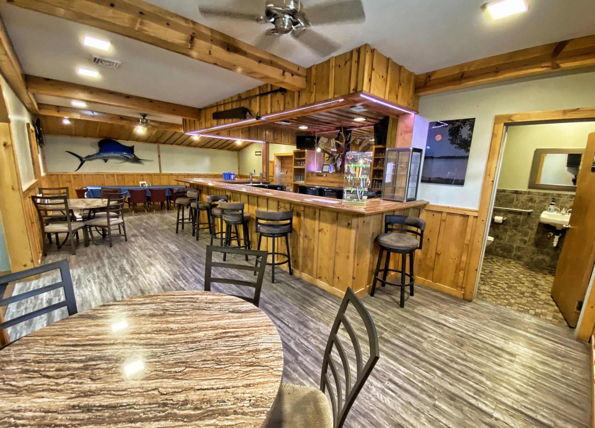 Waconda Lake Convenience, Restaurant, Fuel & Storage Glen Elder, KS