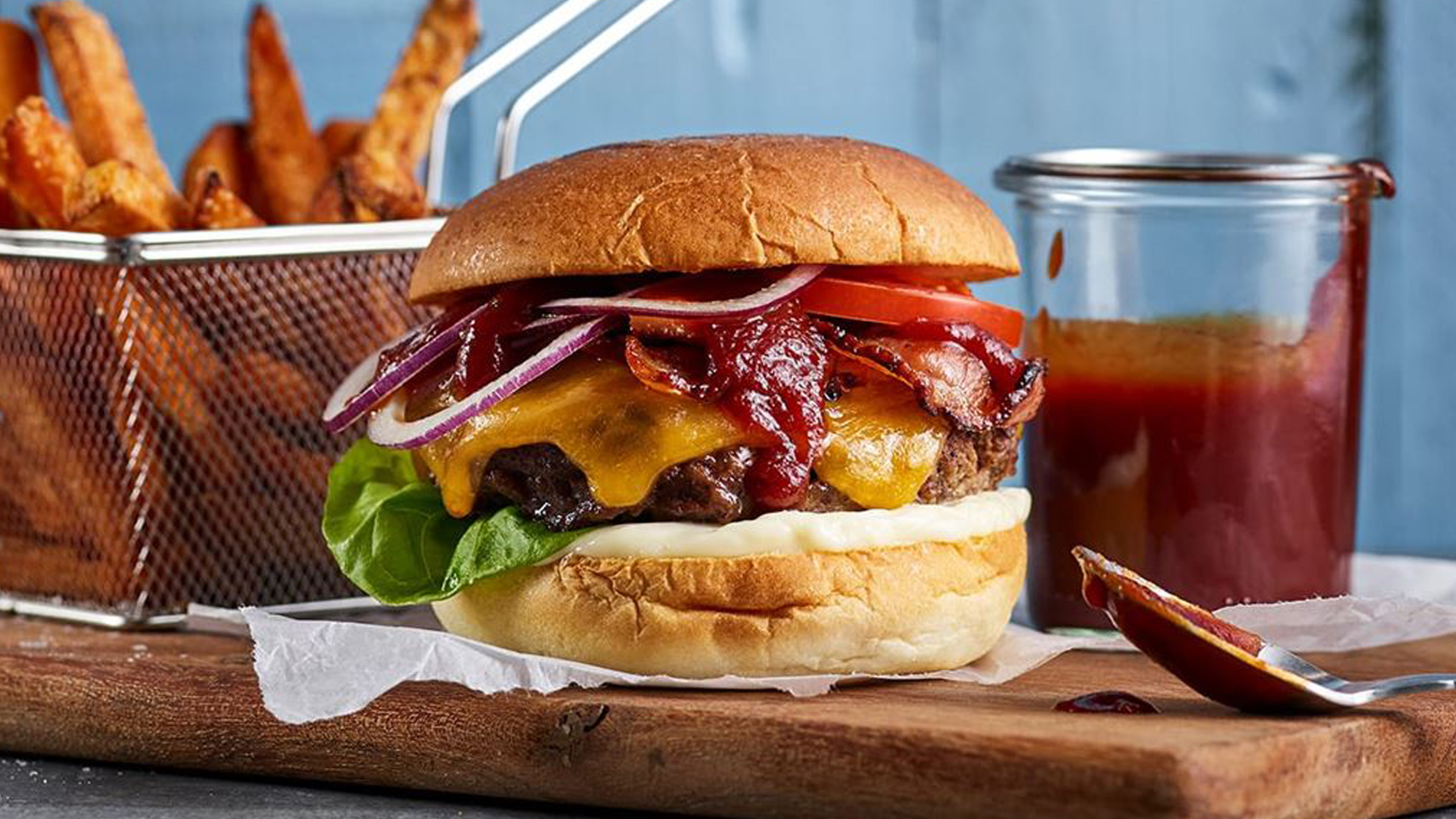 Black Pepper Burger With BBQ Sauce M&Z p.l.c.