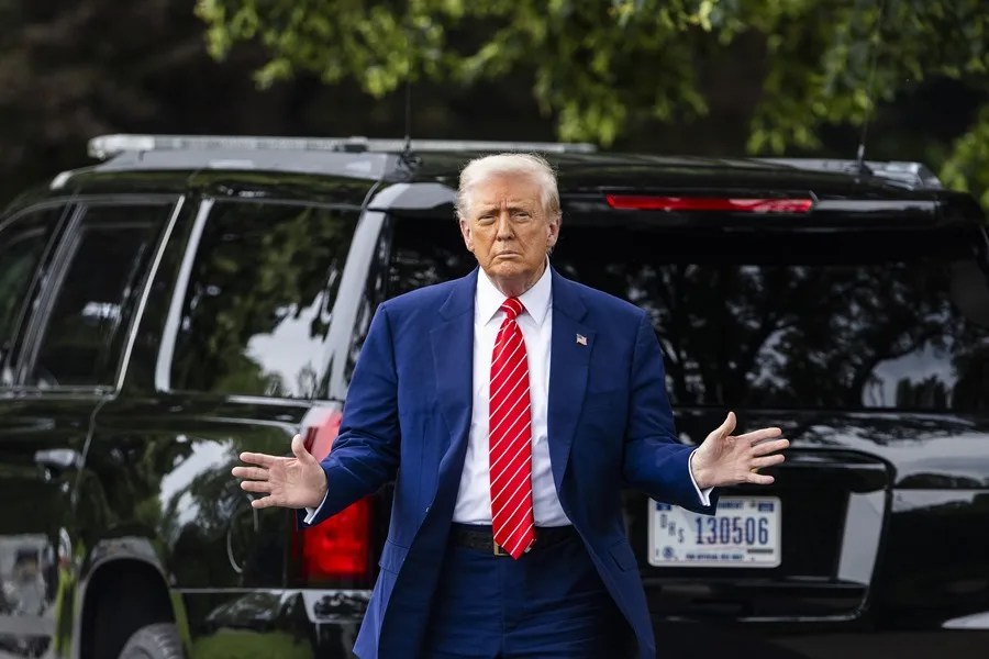 Trump pide oficialmente al Congreso rescindir fondos a los medios públicos y la ayuda extranjera Trump pide oficialmente al Congreso rescindir fondos a los medios públicos y la ayuda extranjera