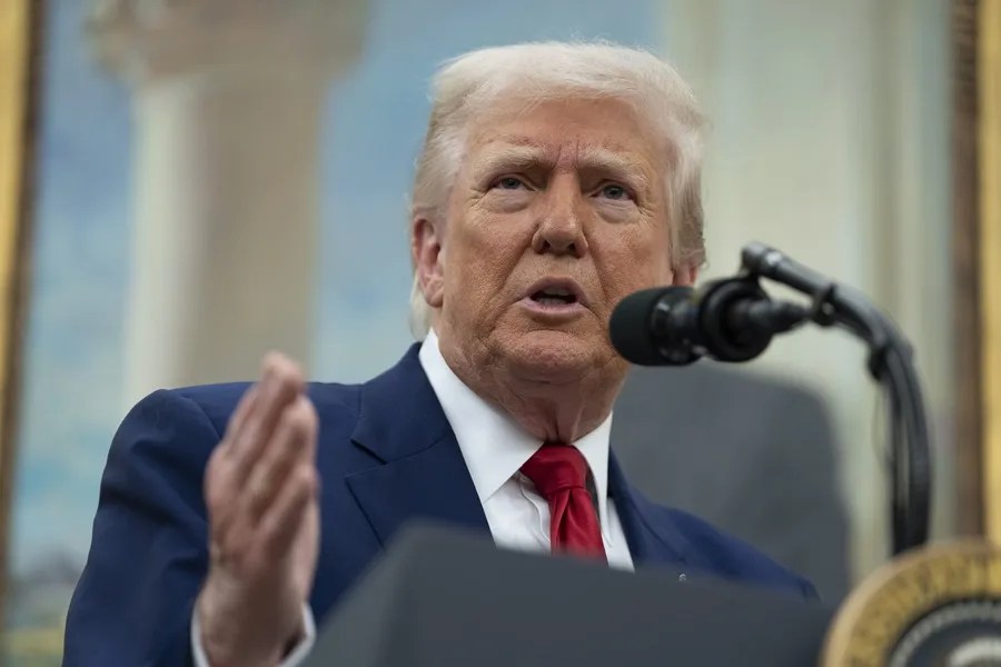 Donald Trump no permitirá a Irán enriquecer cósmico