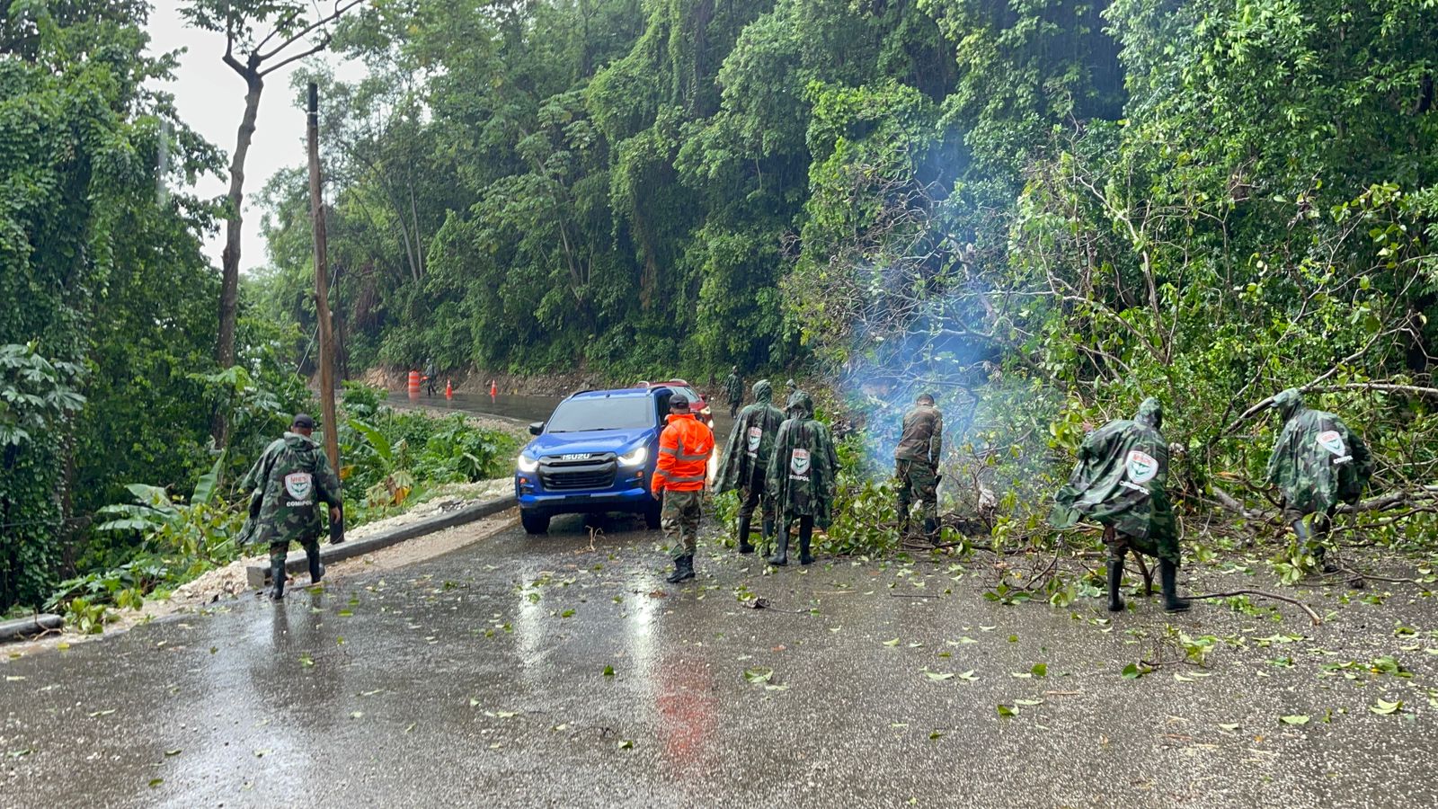 Fuerzas Armadas listas para operaciones de rescate y apoyo humanitario delante los género de la tormenta Melissa