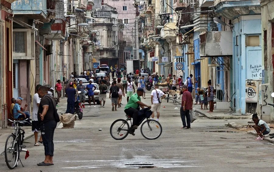 Cuba promoverá la décimo de renta extranjero en su sector bancario