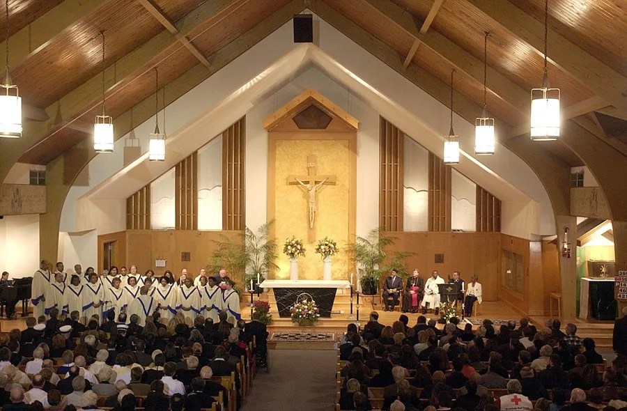 Fiscalía revela casos de atropello sexual por décadas en la Diócesis de Rhode Island