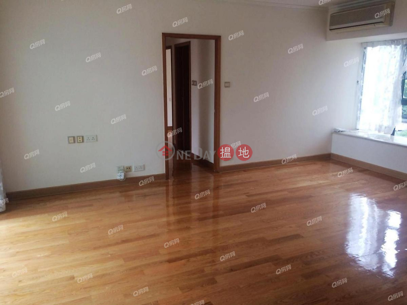 University Heights 3 bedroom Low Floor Flat for Rent University