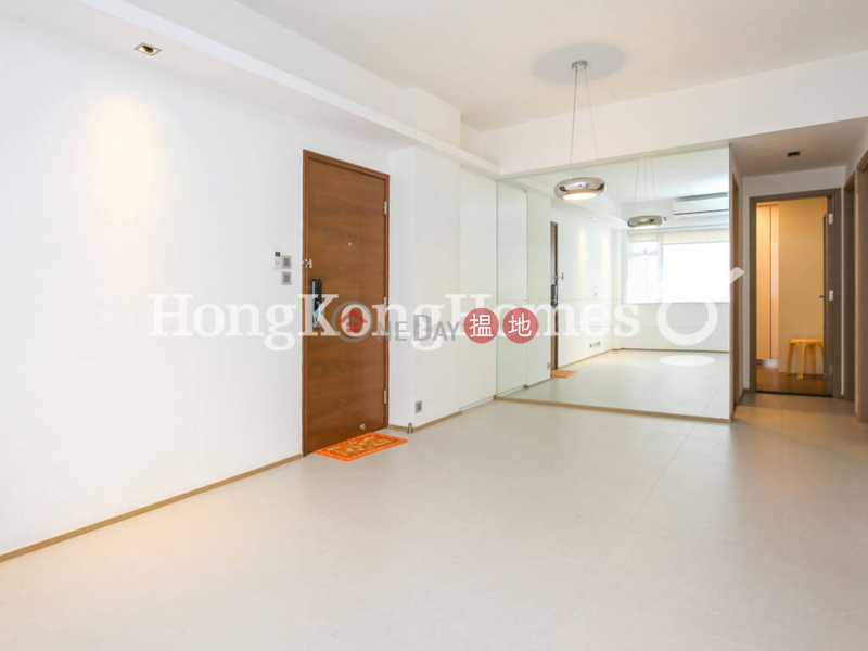 3 Bedroom Family Unit for Rent at Minerva House Minerva House 文華大廈