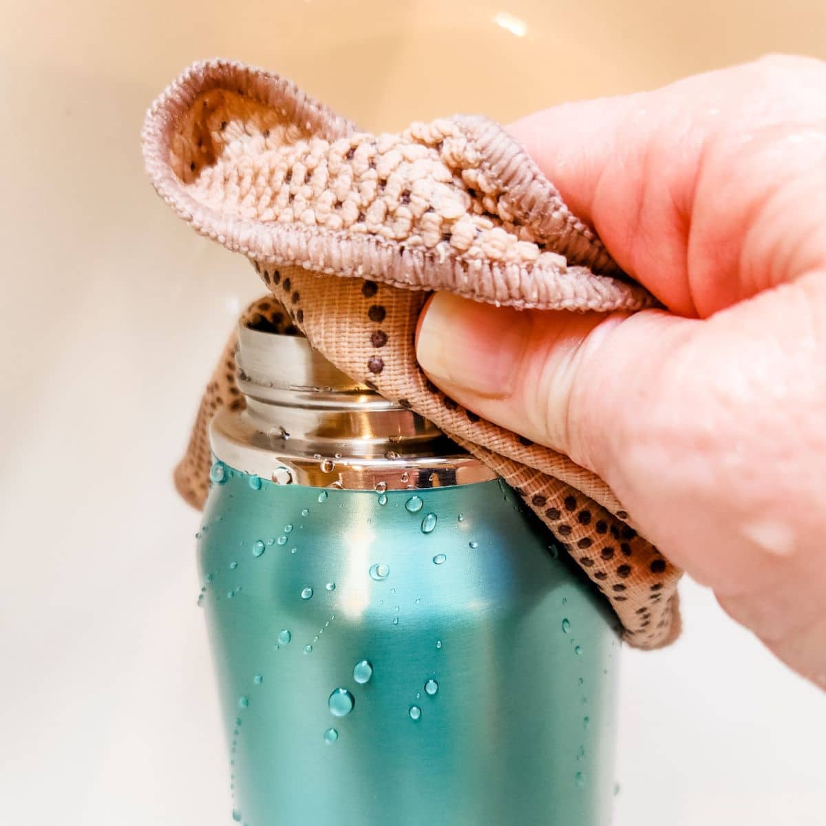 How To Clean A Hydroflask Frugally Blonde