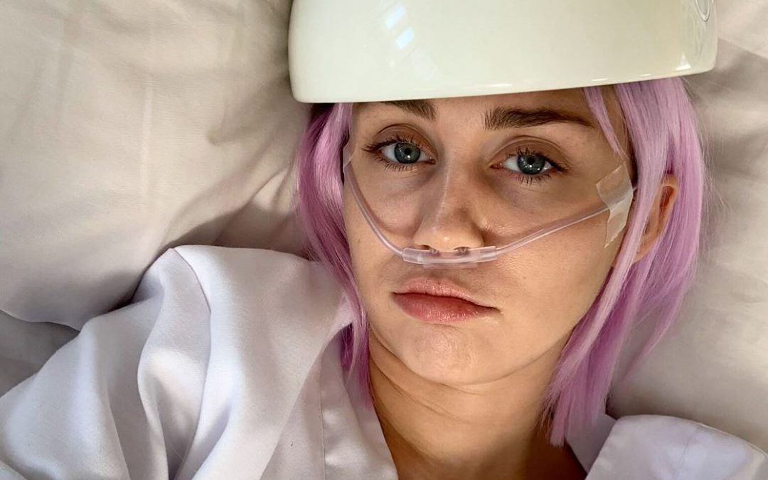 Pink Mirror. Il nuovo teen movie di Ashley O. N3rdcore