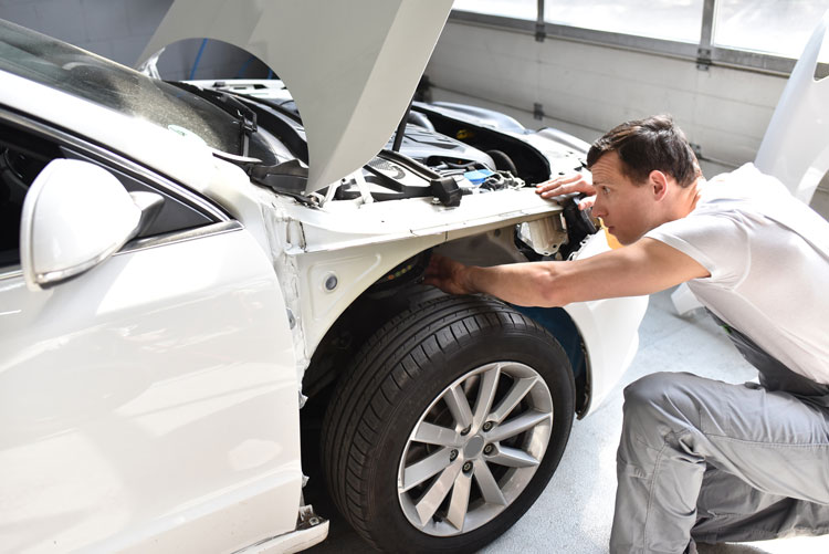 Why Opt For Collision Repair After A Car Accident?