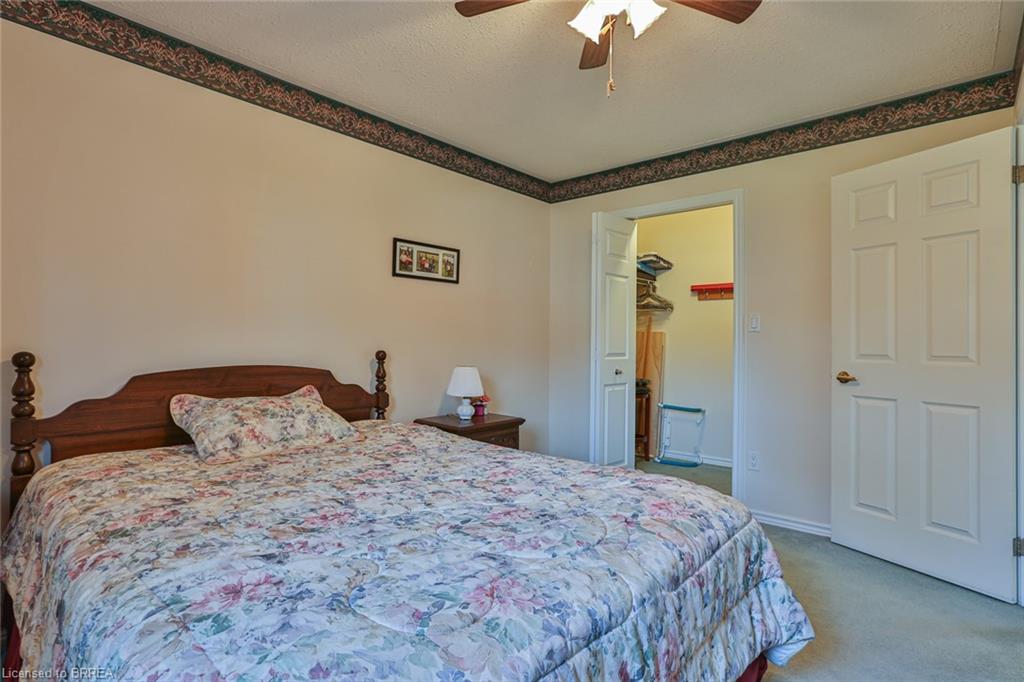 175 VICTORIA Street, 34, Simcoe, Ontario N3Y 5L8 Nadene Aasla