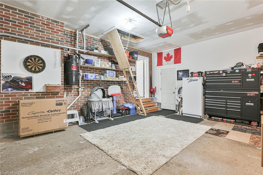 59 TUTELA HEIGHTS Road, Brantford, Ontario N3T 1A4 Nadene Aasla