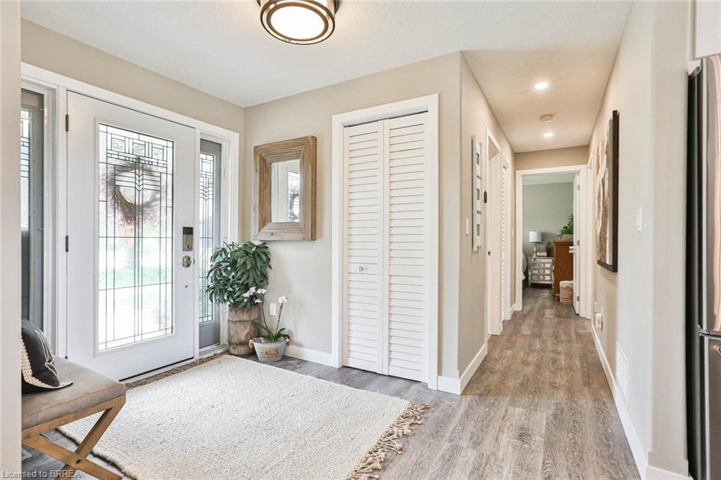 59 TUTELA HEIGHTS Road, Brantford, Ontario N3T 1A4 Nadene Aasla