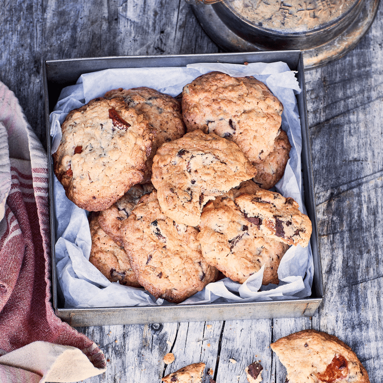 Apricot, coconut and chocolate chunk cookies Nadia Lim