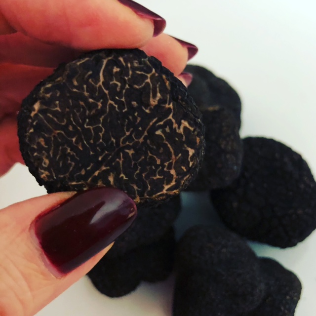 Spanish Fresh Perigord Truffles (Tuber Melanosporum) Nadiyya The