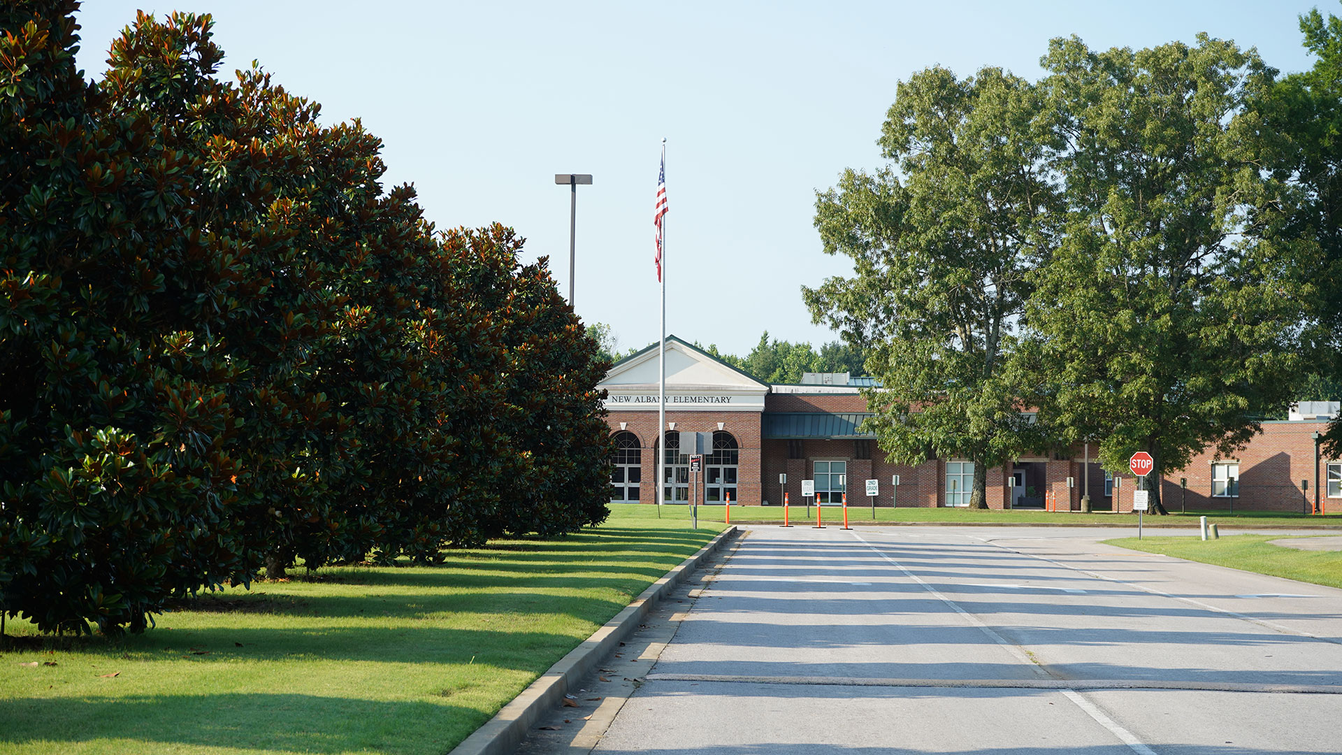About New Albany Elementary New Albany Elementary School