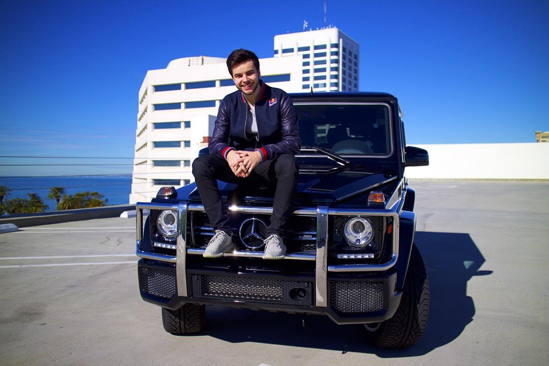How Much Money Nadeshot Makes On YouTube Net Worth 2017 Naibuzz