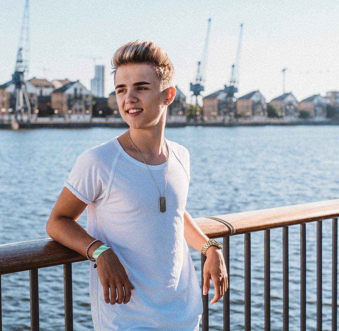 How Much Money Jake Mitchell Makes On YouTube Net Worth