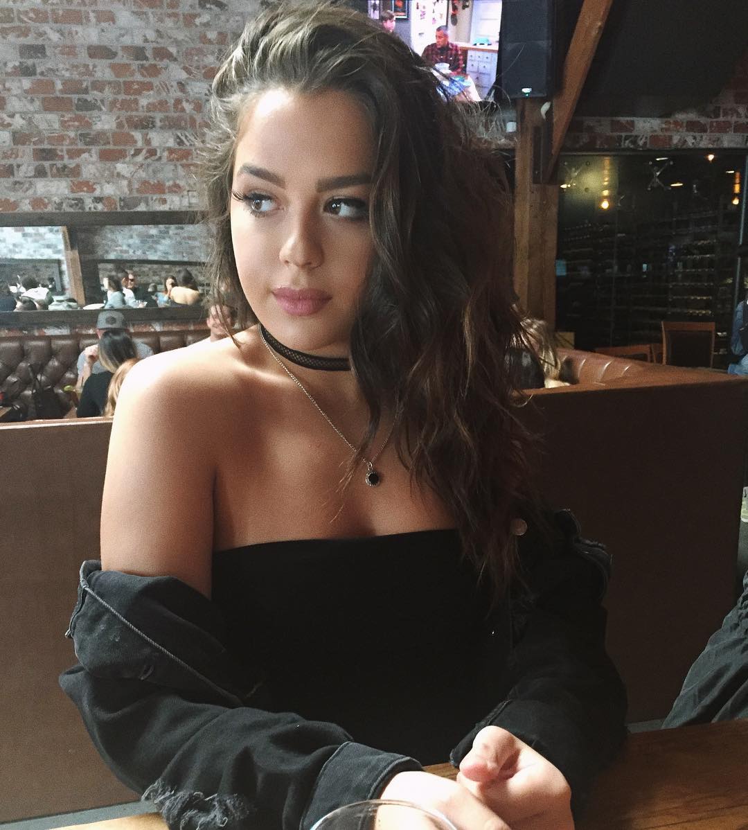How Much Money Tessa Brooks Makes On YouTube – Net Worth