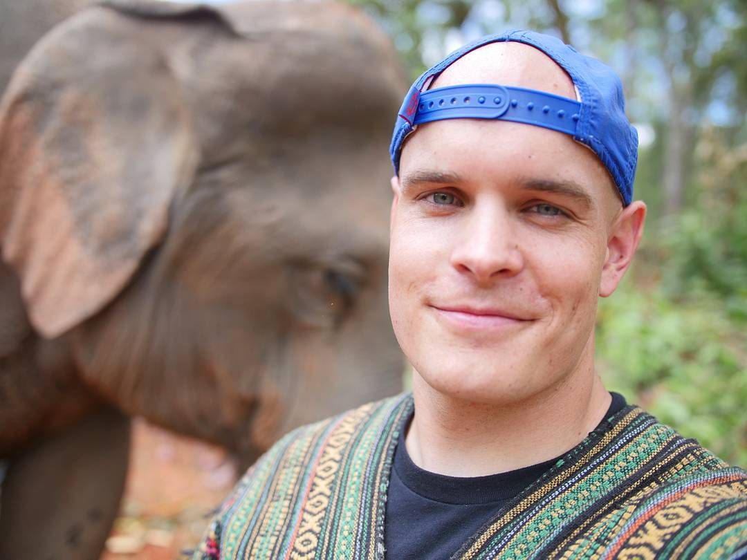 How Much Money JerryRigEverything Makes On YouTube Net Worth Naibuzz