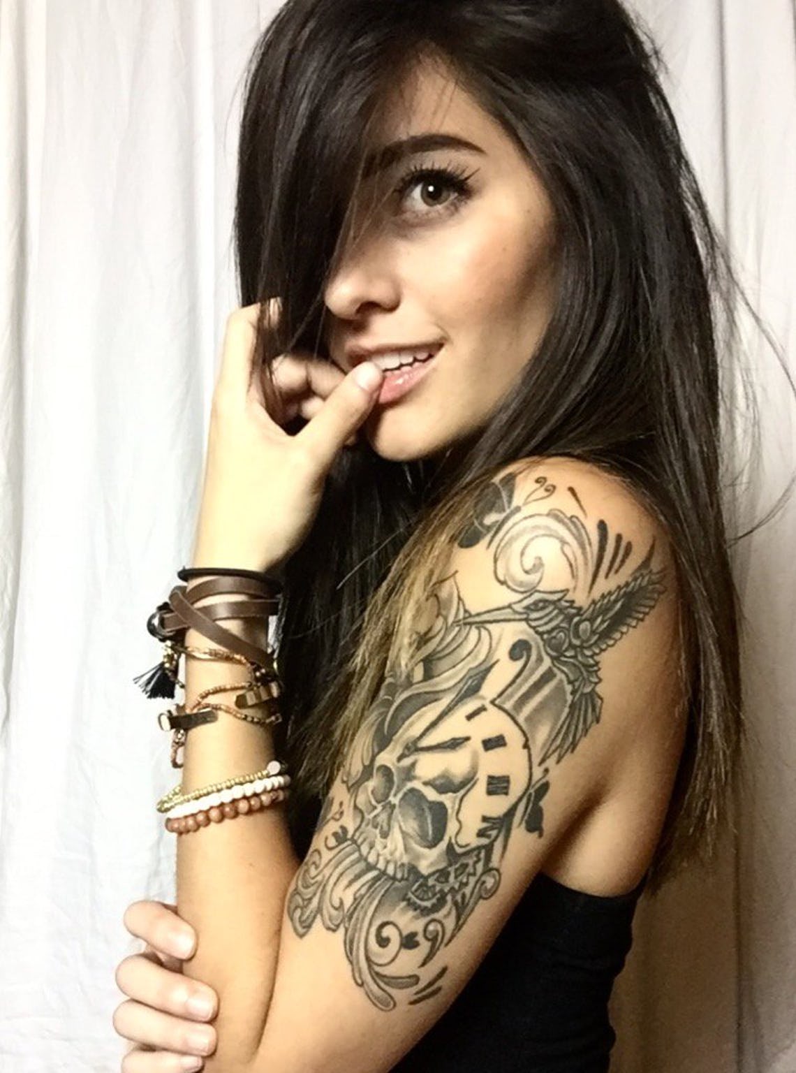 10 Of The Hottest Female Twitch Streamers Naibuzz