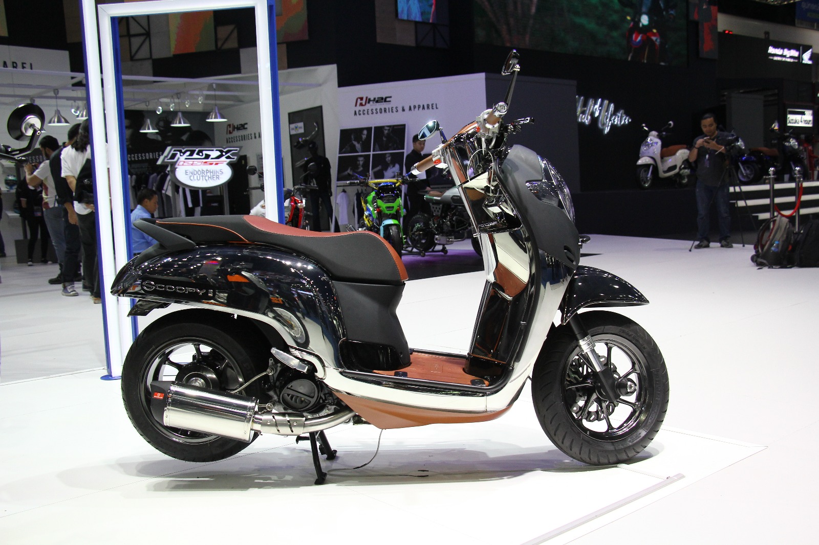 Modifikasi Scoopy Ban Gambot Deepavalinp