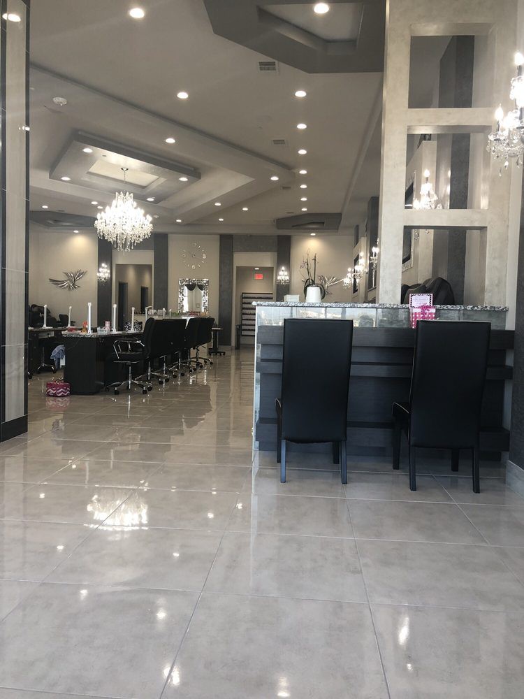 Nail Connect Oasis Nail Bar Cần thợ nail !!! Tiệm mới, gần chợ