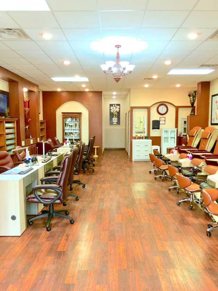 Nail Connect Spa Nails 1 Cần Thợ Nail Gấp có chỗ ở cho thợ
