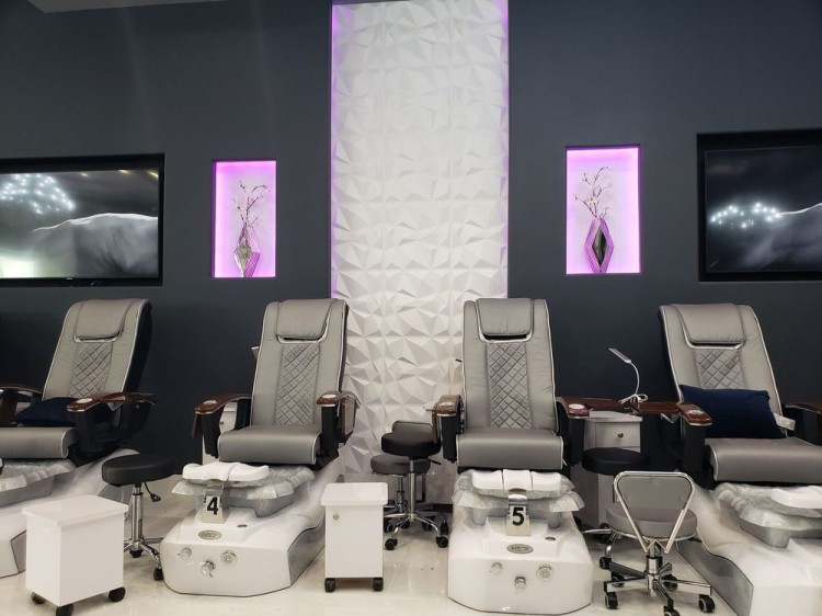Nail Connect Aria Nail Bar Cần Nhiều Thợ Nail Có Kinh Nghiệm