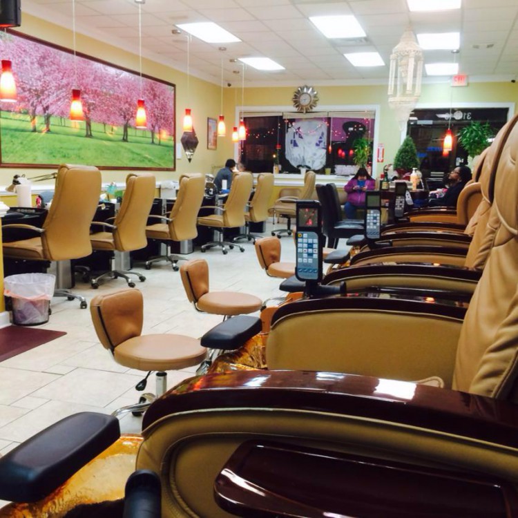 Nail Connect ANGEL NAILS CẦN THỢ NAIL GẤP/ 10001200/WEEK