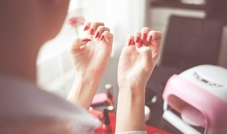 10 Tips to Make Your Nails Grow Faster & Stronger