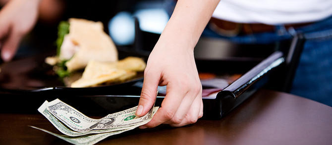 Nail Technician's Salary How Much They Earn?