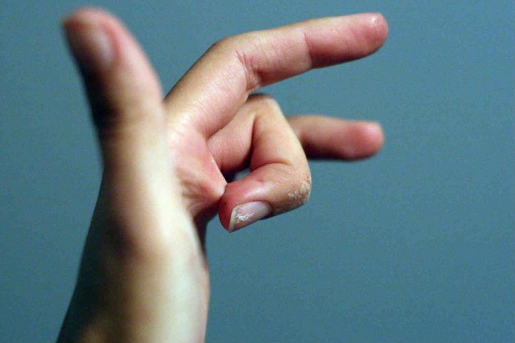 15 Effective Uses of Nail Polish Remover The Savior