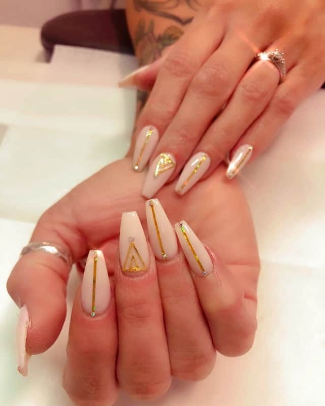 35 Alluring Line Nail Designs To Try NailDesignCode