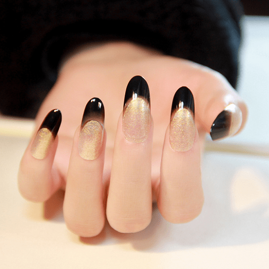 75 Oval Shaped Acrylic Nail Designs for Nail Lovers