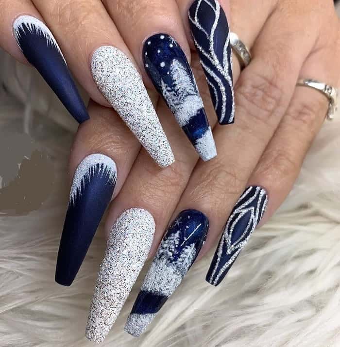 33 Cool Winter Nail Designs to Embrace The Festive Season