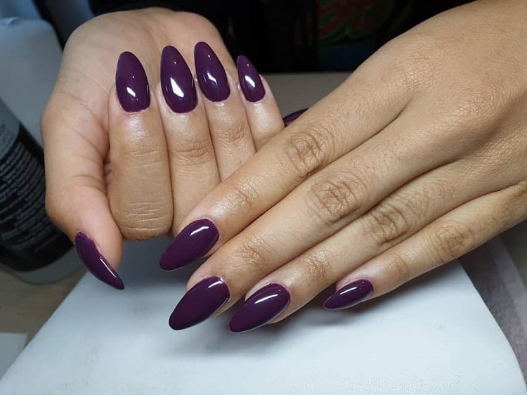 10 EyeCatching Purple Acrylic Nails for 2022 NailDesignCode