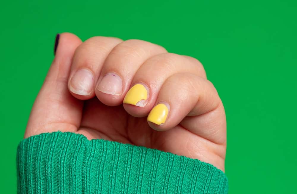 8 Stunning Looks With Green Acrylic Nails NailDesignCode