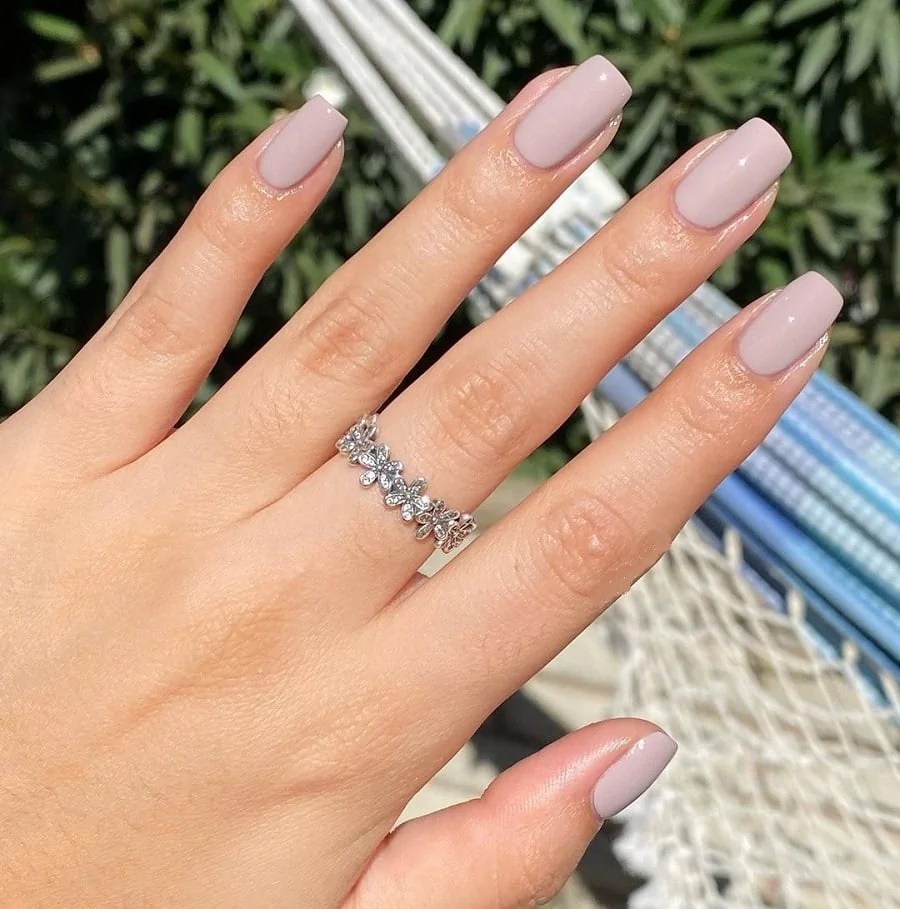 20 Stunning Taupe Nail Colors for a Classy Manicure NailDesignCode