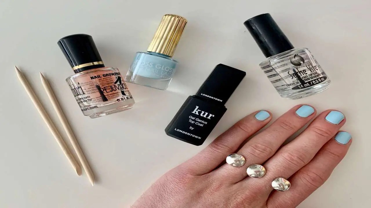 Alternatives To Using Old Nail Polish