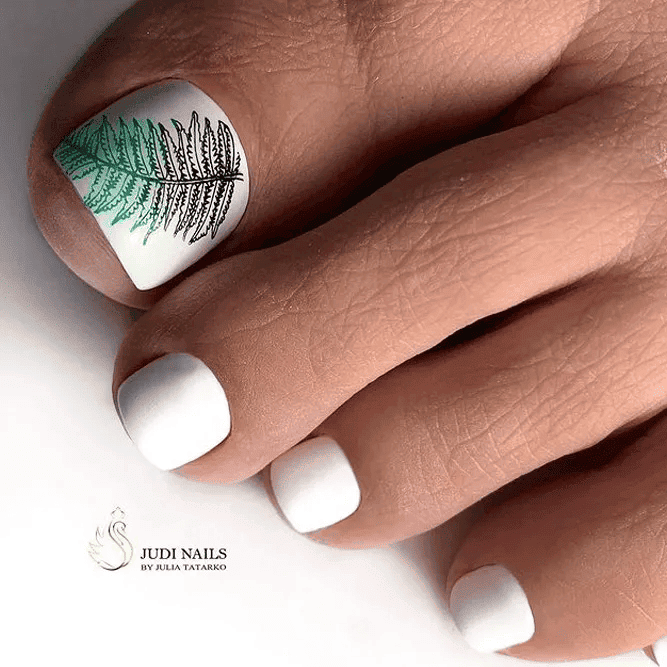 Leaves Toes For Spring-Summer
