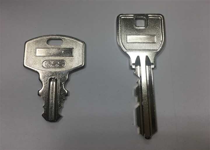 JR堺市駅前で合鍵を作るなら「なかじま」。駅前徒歩1分！すぐ作ります！