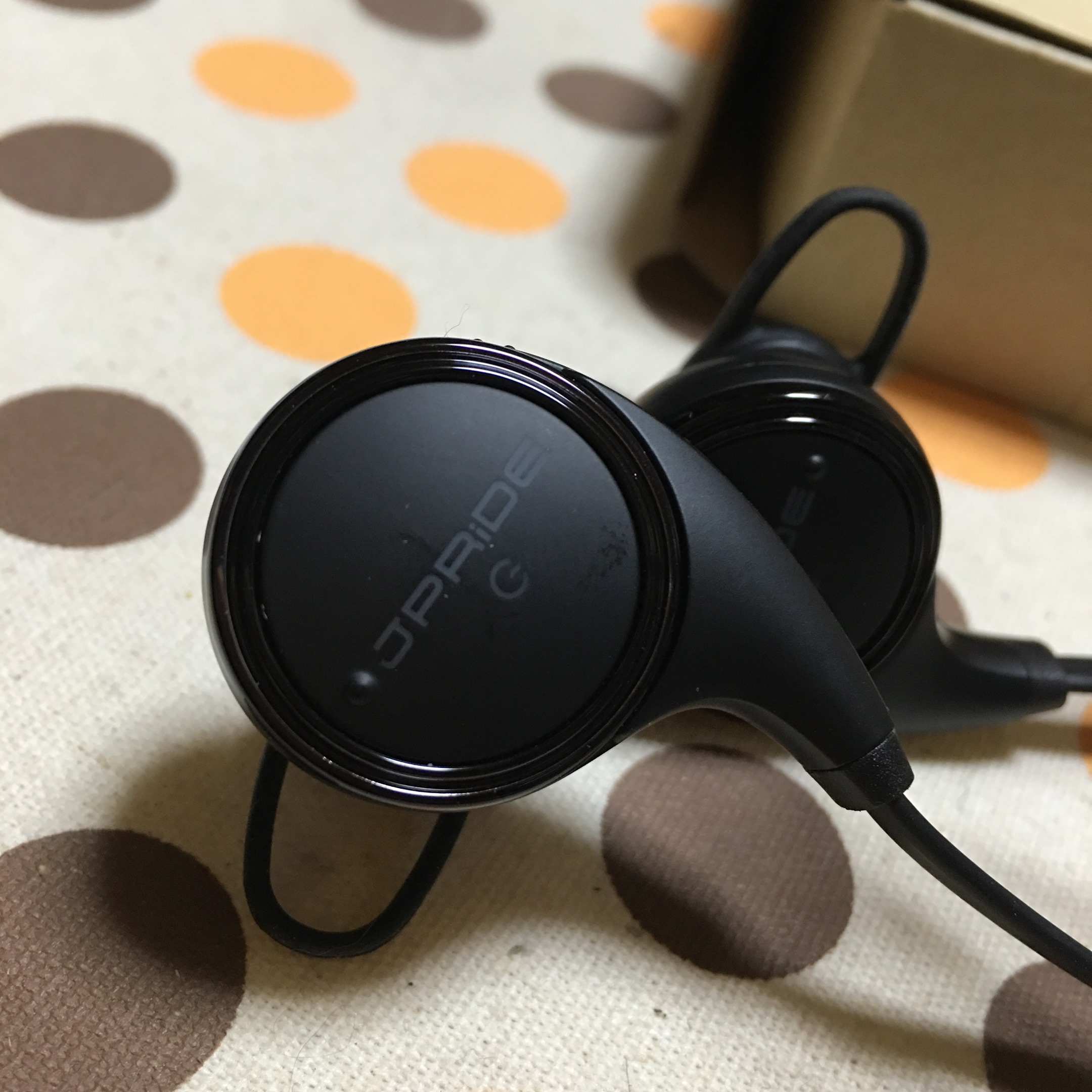 Amazon.co.jp: Qcy Qy8 Bluetooth イヤホン ワイヤレスイヤホン マイク内蔵 ハンズフリー 通話 Apt-X Csr 8645 Cvc6.0 ノイズキャンセリング 防水 防汗 スポーツイヤホン ホワイト Qcy-Qy8Wh : 家電＆カメラ Qy8 Mk-Ii | なかもTop!