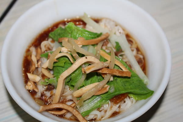 【苗栗美食。通霄】在地人才知道的好吃乾麵，來通霄不能錯過❤巷弄無名麵店