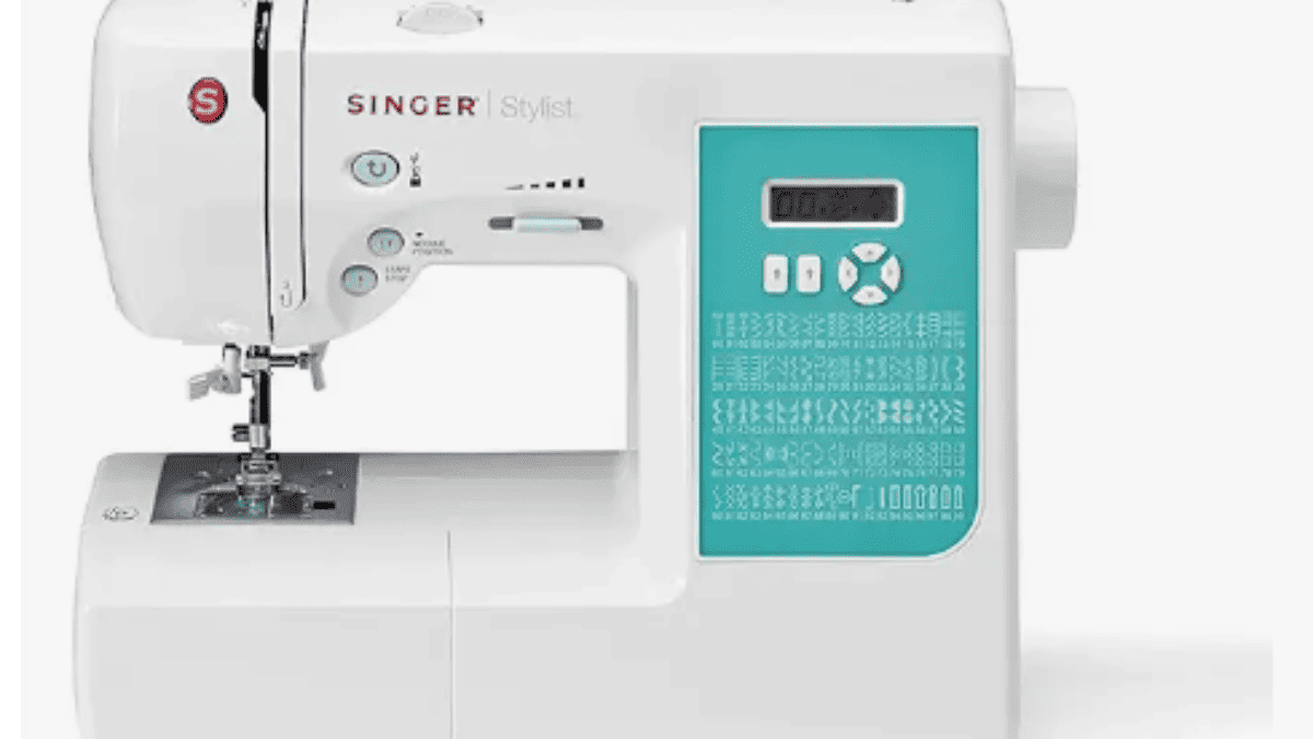 Singer Sewing Machine Reviews: Best Machines For Sewers? - Nana Sews