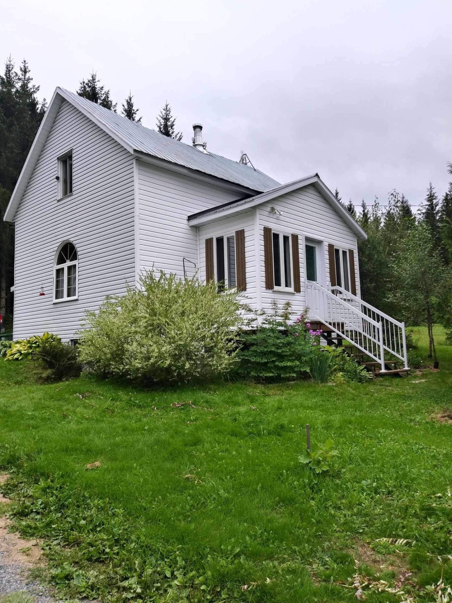 330, 2e Rang, SaintCamilledeLellis Nancy Auclair et Chloé Goupil