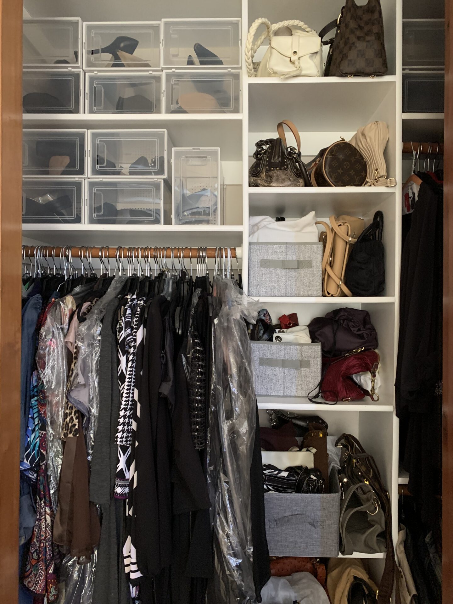 Is your Closet Happy or Sad? Here's How to Tell... Simplified Spaces